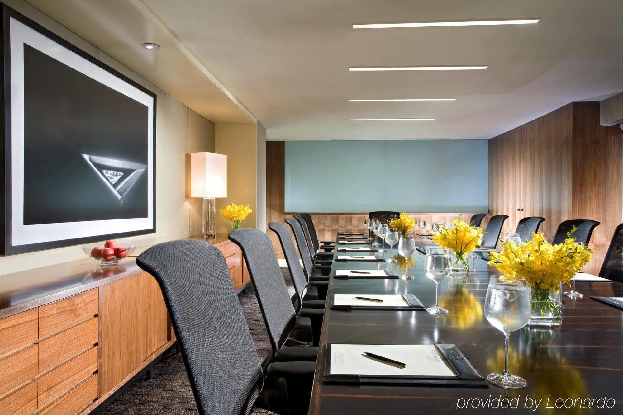 Ascott Raffles Place Szingapúr Kültér fotó Meeting room at the Westin